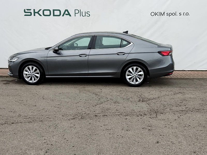 Škoda Superb (2024) Selection 1,5 tsi 110 Kw DSG - fotka 3 z 35