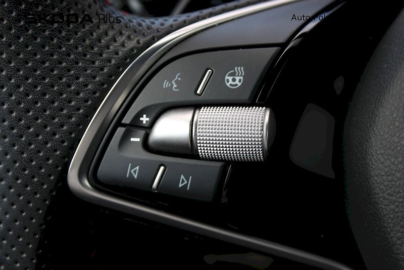 Škoda Octavia (2025) 2.0 TSI 195 kW RS - fotka 12 z 25