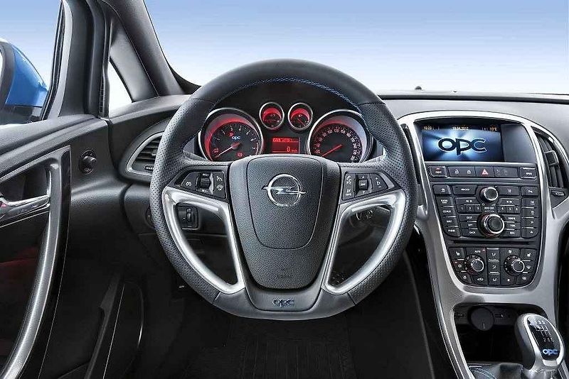 Opel Astra OPC.