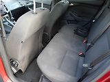 Ford Focus (2013) 1.0 EB, AC, park.asist - náhled 10