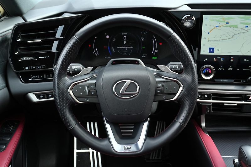 Lexus RX 500h F-SPORT + ,Panorama, DPH - fotka 17 z 44
