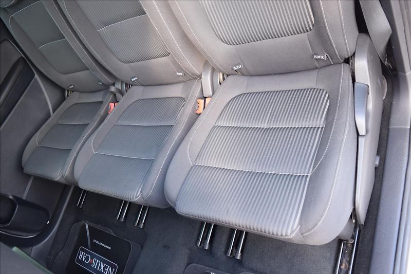 Seat Alhambra 2,0 TDI 100KW 7MÍST TOP VÝBAVA - fotka 18 z 50