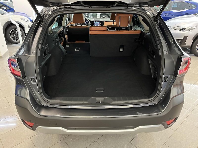 Subaru Outback (2026) 2.5i-T Touring Lineartronic - fotka 19 z 24
