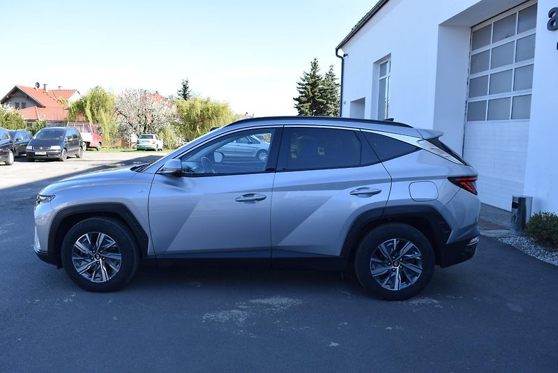 Hyundai Tucson (2024) 1.6T-GDi 110kw MHEV 48V STYLE  - fotka 12 z 47
