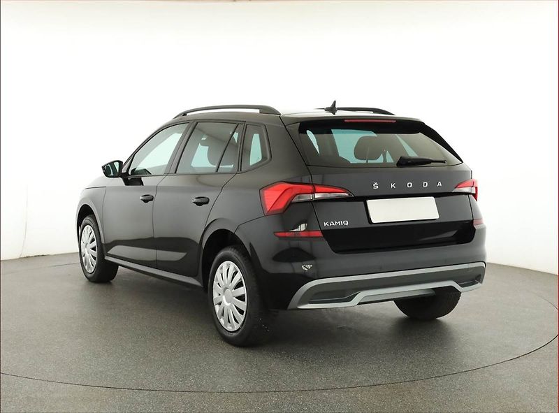 Škoda Kamiq (2023) Ambition 1.0 TSI - fotka 4 z 18