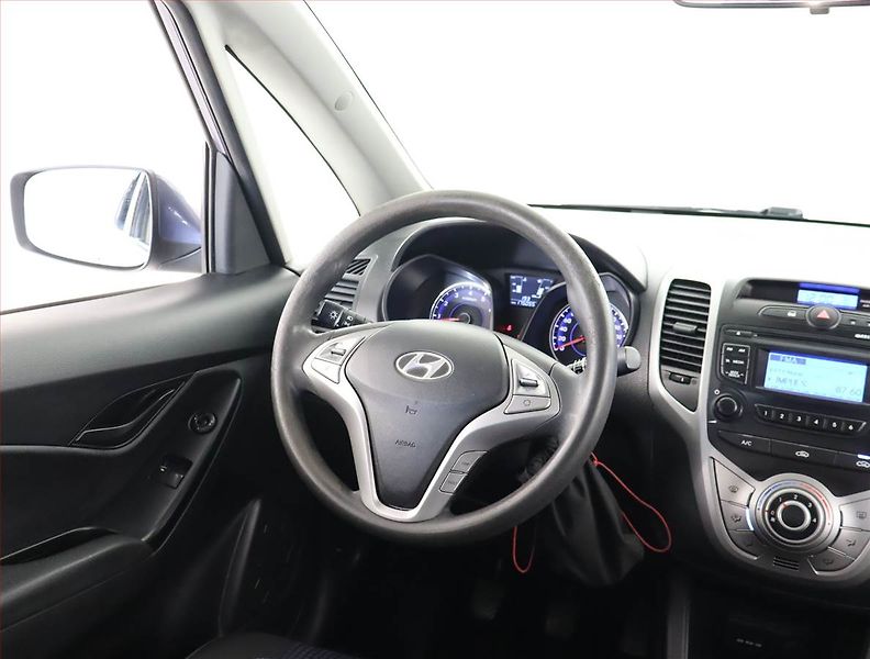 Hyundai ix20 (2011) 1.4 CVVT, LPG, Serv.kniha - fotka 7 z 19