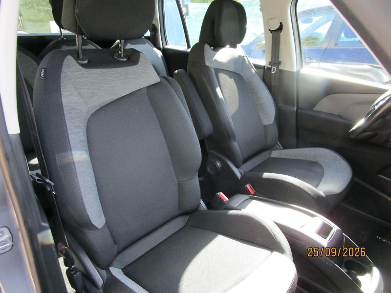 Citroën Grand C4 SpaceTourer (2020) 1,5 HDi 7 míst - fotka 5 z 32