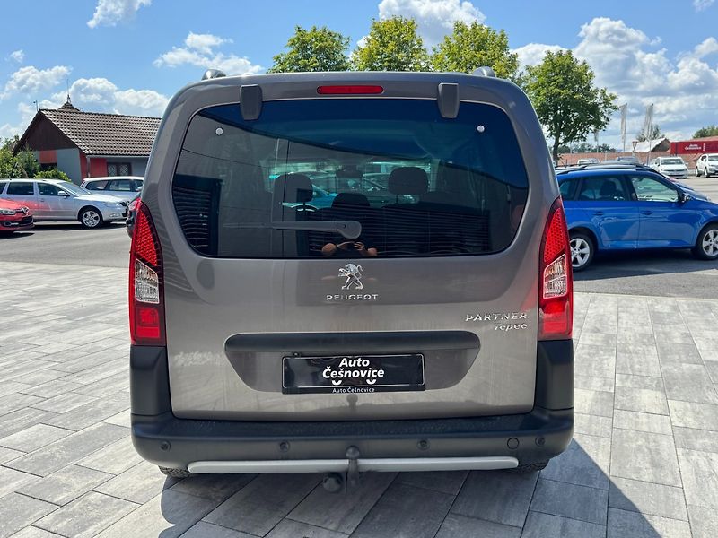 Peugeot Partner Tepee (2018) Outdoor 1.6 HDi 88kW - fotka 6 z 34