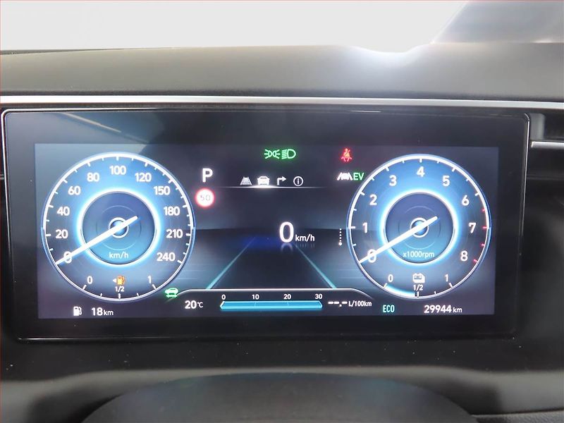 Hyundai Tucson (2023) 1.6 T-GDI PHEV - fotka 11 z 19
