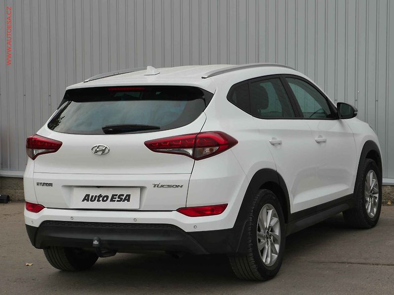 Hyundai Tucson (2017) 1.7 CRDi, ČR, AC, TZ, navi - fotka 4 z 25