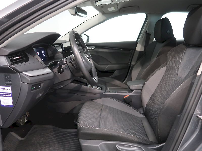 Škoda Octavia (2024) SELECTION 2.0TDI 110KW DSG - fotka 13 z 41
