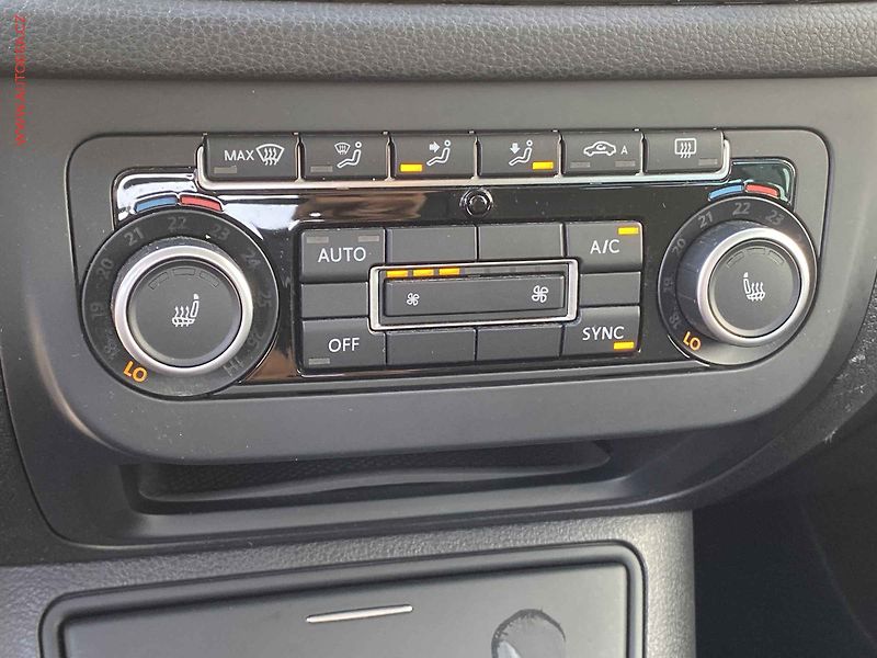 Volkswagen Tiguan (2013) 2.0 TDi, Sport, kůže, navi - fotka 14 z 18