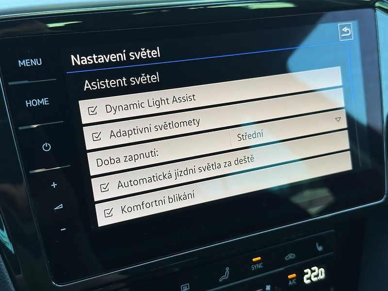 Volkswagen Passat 2.0TDI 110kW Elegance IQ Tažné - fotka 13 z 16