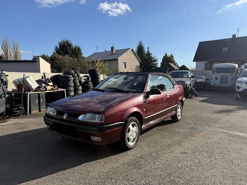 Renault R19 1.8s 66kW - fotka 3 z 22