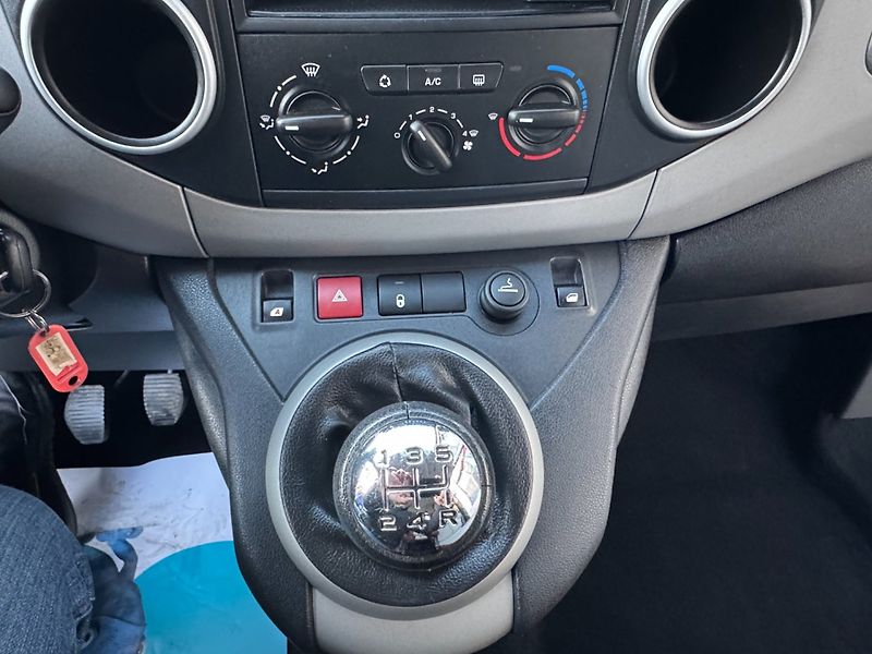 Citroën Berlingo (2012) 1.6 HDi Multispace - fotka 19 z 25
