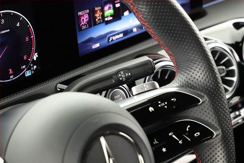 Mercedes-Benz CLA (2024) 200 d - fotka 10 z 21