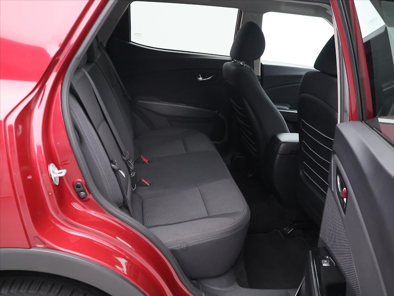 SsangYong Tivoli 1,5 T-GDI 120kW Grand Automat - fotka 13 z 33