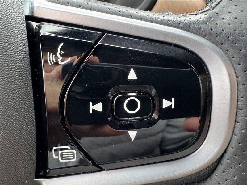 Volvo S90 2,0 D5 AWD INSCRIPTION DPH ČR - fotka 31 z 50