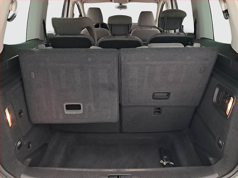 Seat Alhambra (2011) 2.0 TDI, 7 míst, Tempomat - fotka 18 z 19