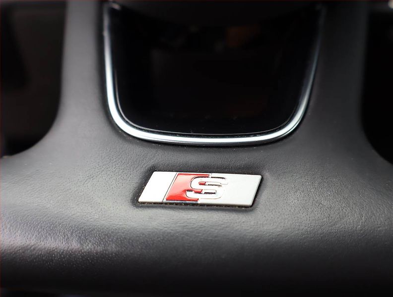 Audi A3 (2018) S-Line 1.5 TFSI, Serv.kniha - fotka 18 z 19