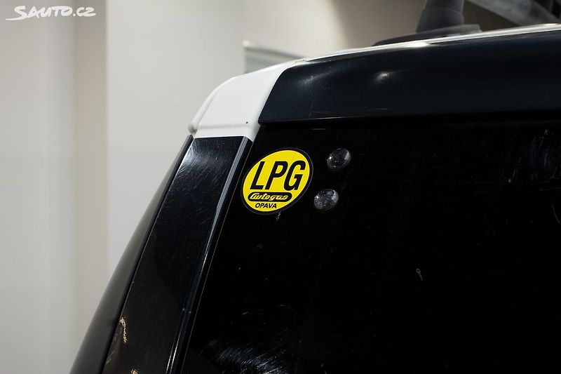 Toyota FJ (2007) 4.0 183 kW - úpravy v TP - fotka 26 z 27