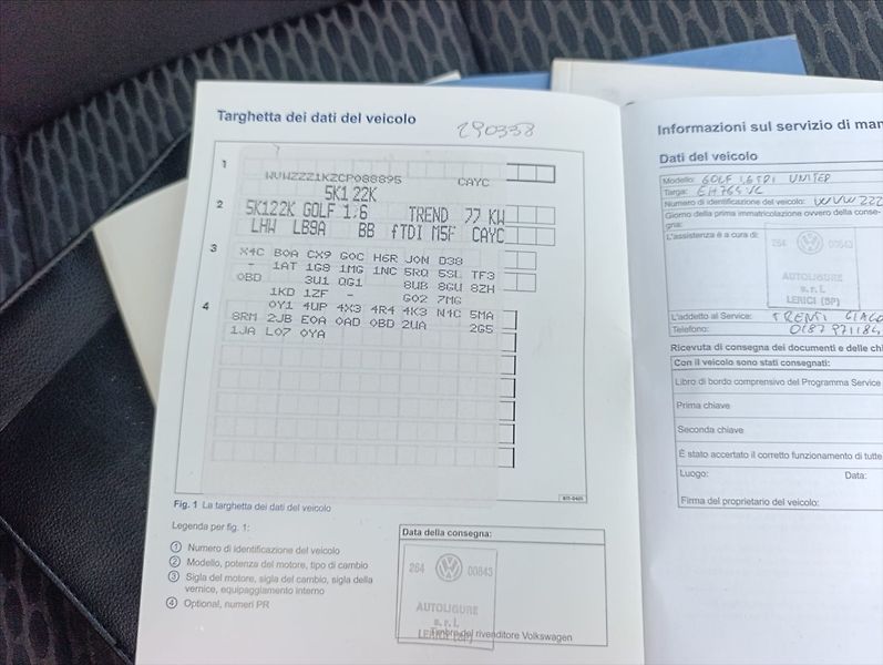 Volkswagen Golf 1,6 TDi Klimatizace - fotka 28 z 29