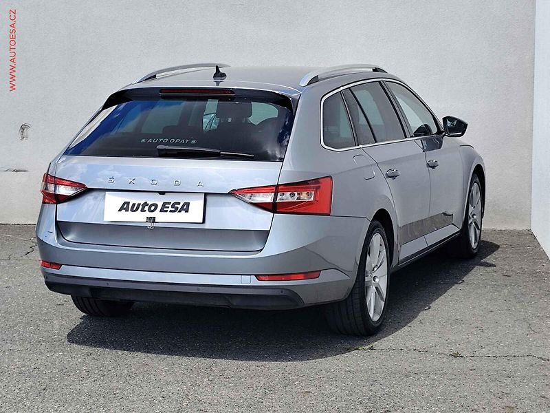 Škoda Superb (2020) 2.0TDi, ČR, DSG, LED, kamera - fotka 4 z 31
