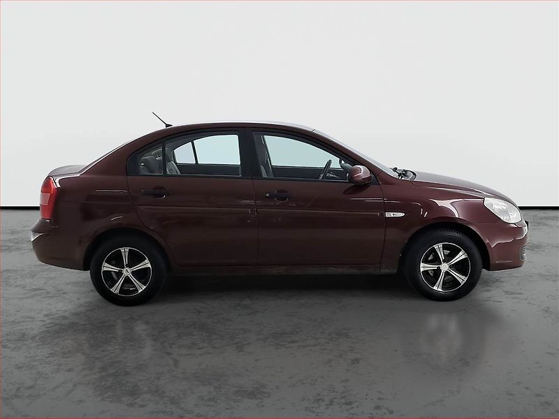 Hyundai Accent (2009) 1.4i, nová STK, Tažné - fotka 6 z 16