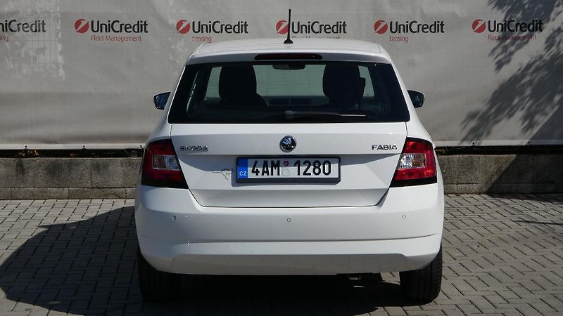 Škoda Fabia 1,2 TSI STYLE - fotka 4 z 22