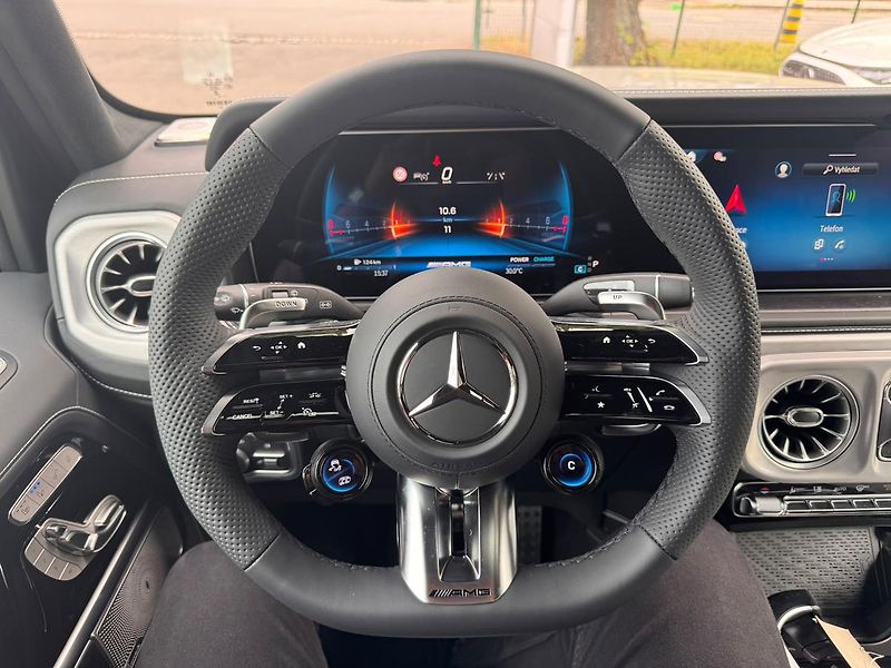 Mercedes-Benz Třídy G (2026) G63 AMG - fotka 13 z 31