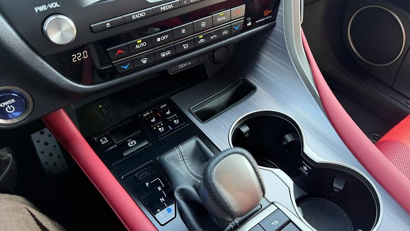 Lexus RX 450h 450h 3,5 HEV F SPORT - fotka 14 z 35