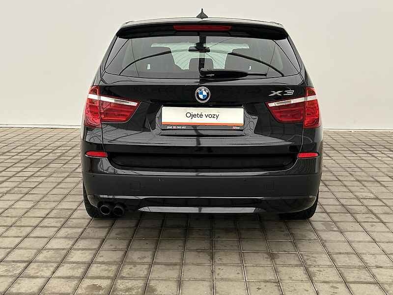 BMW X3 3.0 i 4x4 XDRIVE - fotka 6 z 23