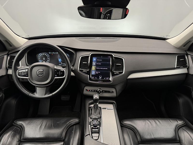 Volvo XC90 D5 AWD INSCRIPTION AUT CZ - fotka 2 z 36
