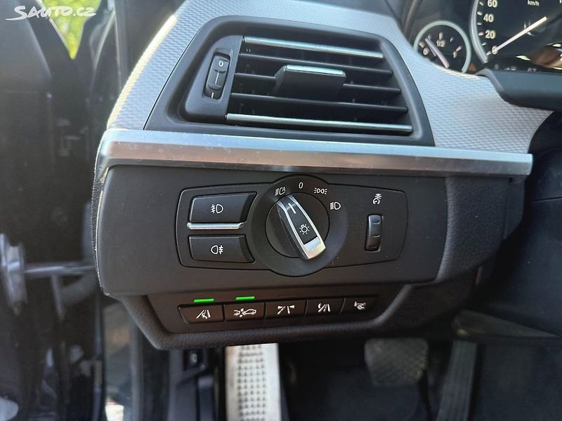 BMW Řada 6 650i xDrive CZ - fotka 31 z 39