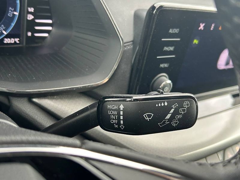 Škoda Octavia Ambition 6MP 2,0TDI - fotka 14 z 23