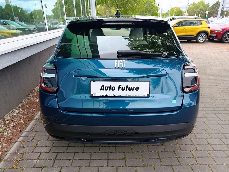 Fiat 600 (2026) Icon BEV 54kWh 115kW/156k - fotka 35 z 48