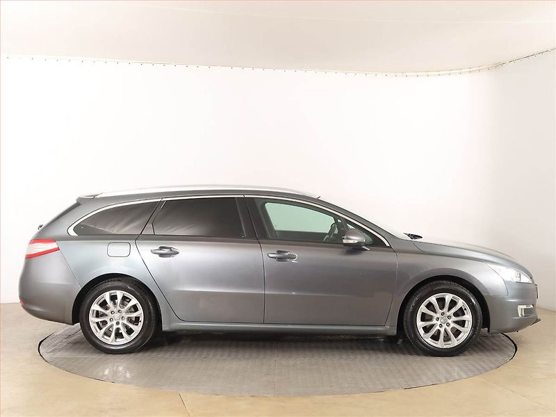 Peugeot 508 (2013) 2.0 HDi, Automat, Navi - fotka 6 z 18