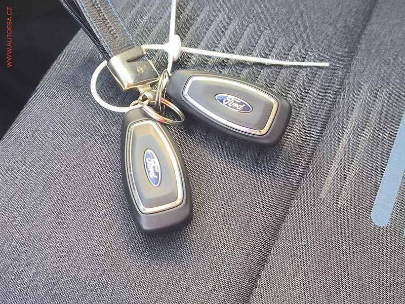 Ford Focus (2024) 1.0 EB, ČR, AT, LED, kamera - fotka 30 z 30