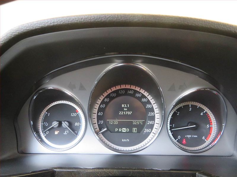 Mercedes-Benz GLK (2011) 220 CDI, 4X4, Automat, Xenony - fotka 11 z 16