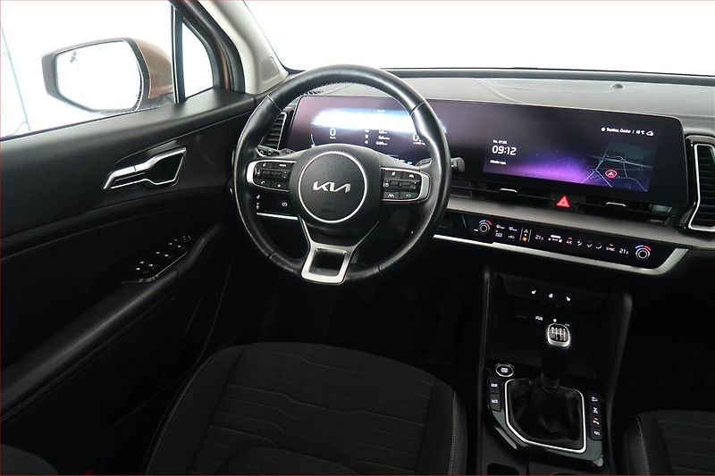 Kia Sportage (2022) 1.6 T-GDI MHEV - fotka 7 z 20