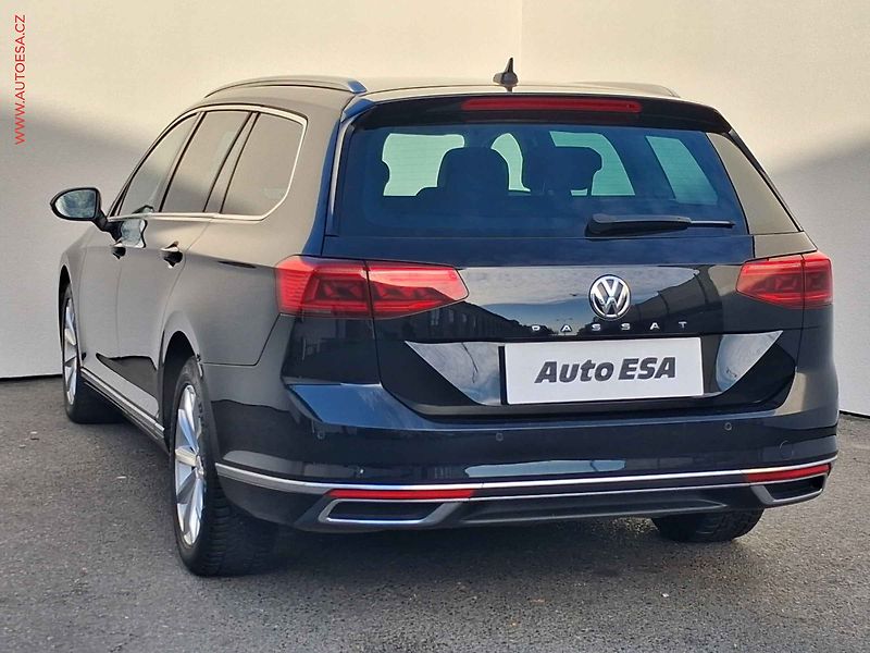 Volkswagen Passat (2020) 2.0 TDi, Elegance, DSG - fotka 6 z 18