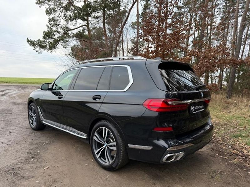 BMW X7 4,0i xDrive,mPaket competition - fotka 4 z 50