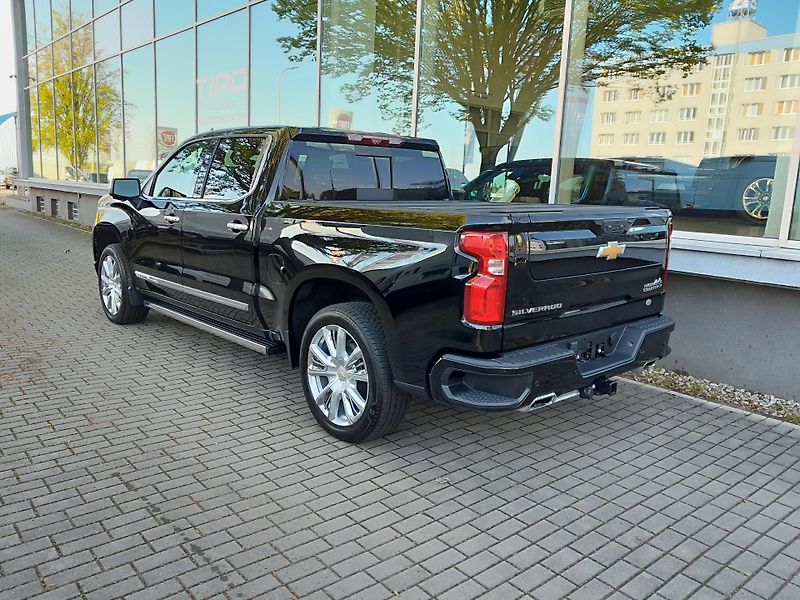 Chevrolet Silverado (2025) 6,2 V8 LPG  High Country  - fotka 4 z 52