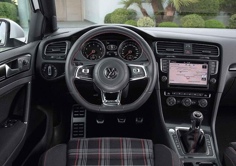 Volkswagen Golf GTI VIII z roku 2020
