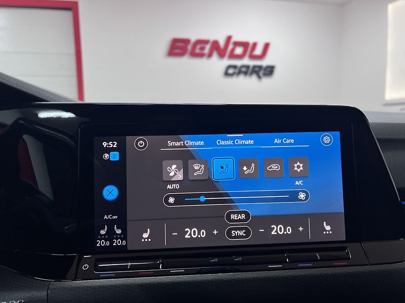 Volkswagen Golf GTI 180 kW Servis 68tkm - fotka 33 z 49