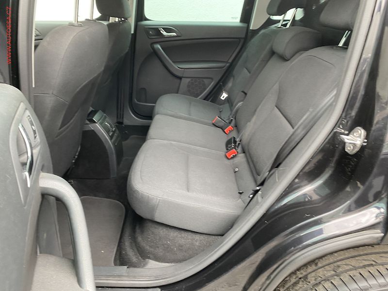 Škoda Yeti (2014) 1.2 TSi, Outdoor, DSG, navi - fotka 10 z 19