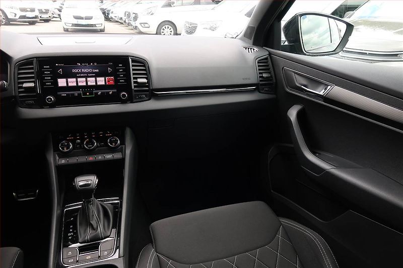 Škoda Karoq (2023) Sportline 1.5 TSI - fotka 8 z 20