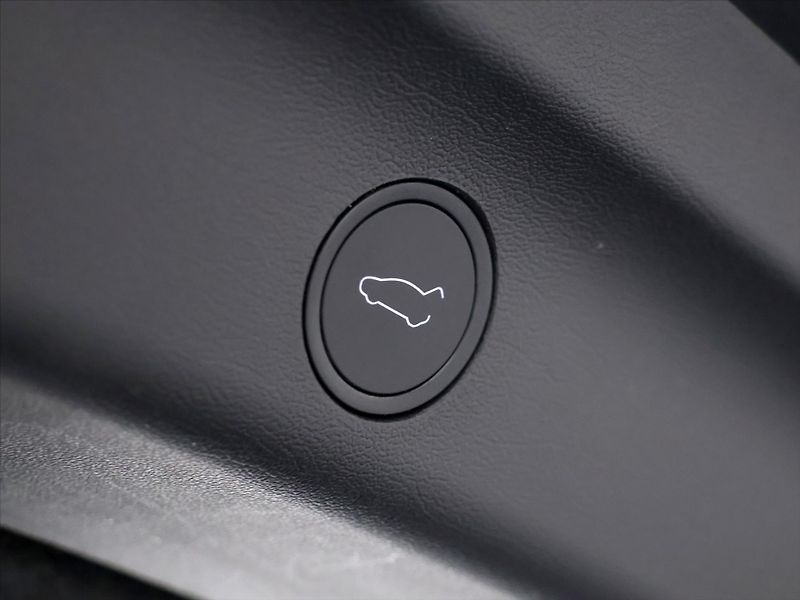 Tesla Model Y LR AWD sOH 92% 1.Maj DPH - fotka 10 z 32