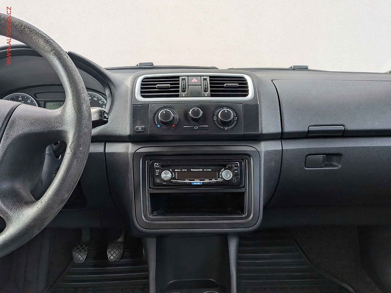 Škoda Fabia (2007) 1.2HTP, ČR, Ambiente - fotka 14 z 14