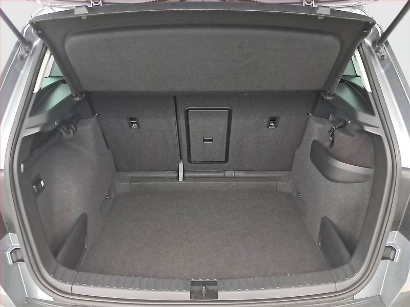 Škoda Karoq (2020) Ambition 1.5 TSI, ČR,1.maj - fotka 14 z 20